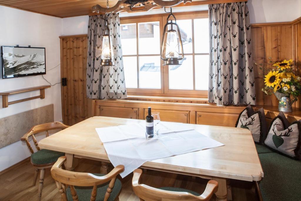 Chalet Appartement Alpenherz Saalbach-Hinterglemm Quarto foto